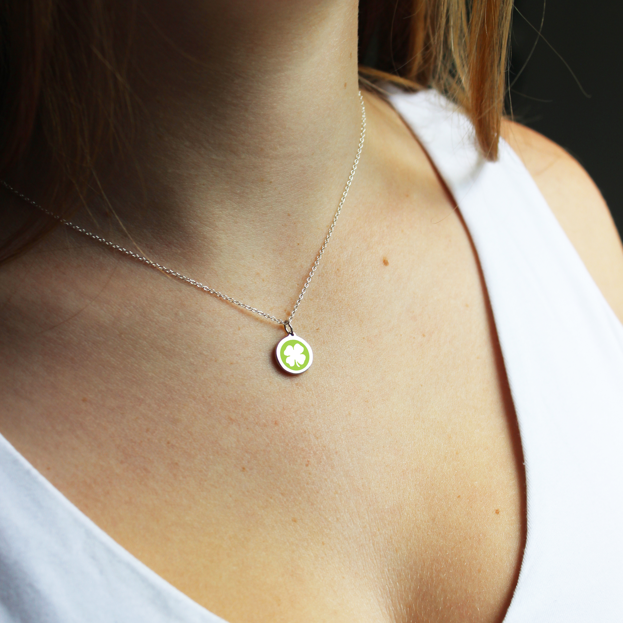 MINI CLOVER CHARM sterling silver with rhodium plate